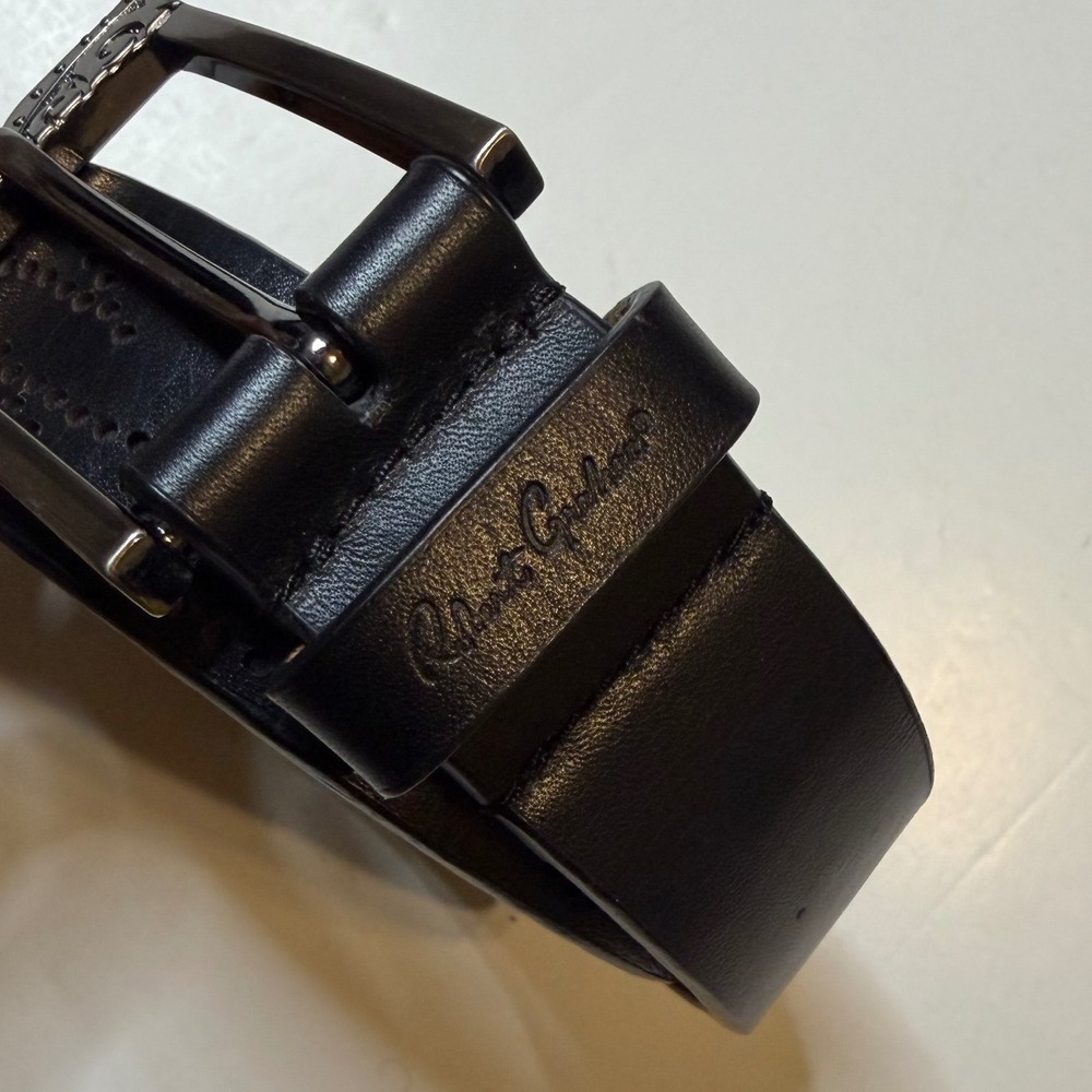 Robert Graham Belt Mens 32 Black Excellent Perforated Paisley Leather Engraved